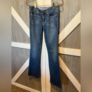 B8.13 Gap Curvy Bootcut Jeans for Women 25/0R